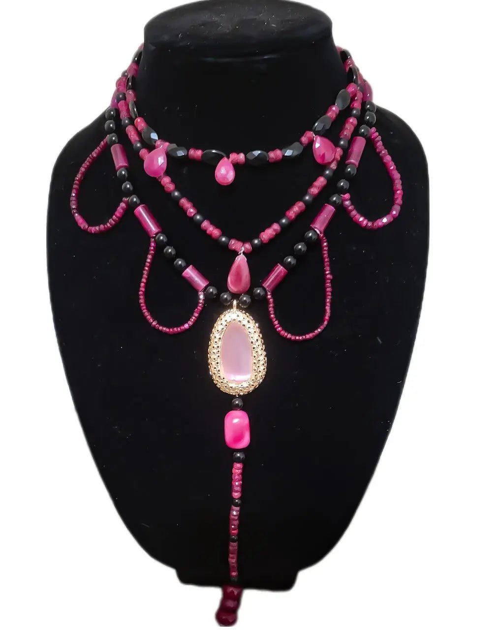 Ruby Collar Necklace